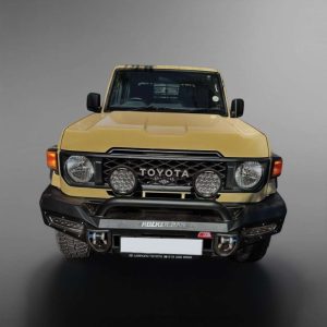 Land Cruiser Pick Up & Station Wagon Rocker Bar Front Bumper Replacement Bullbar 2024-Present