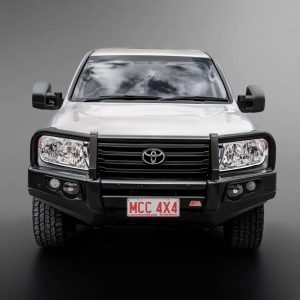 Land Cruiser 200 Post Type Bumper Replacement Bullbar (2008-2015)